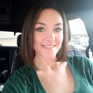 Meet your Posher, April-scott